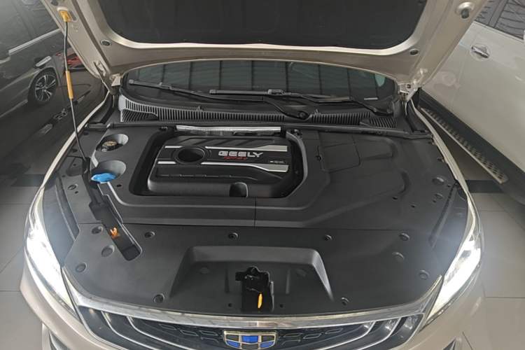 Used Geely Auto Binray 2018 14T CVT Binyi Edition Engine Bay
