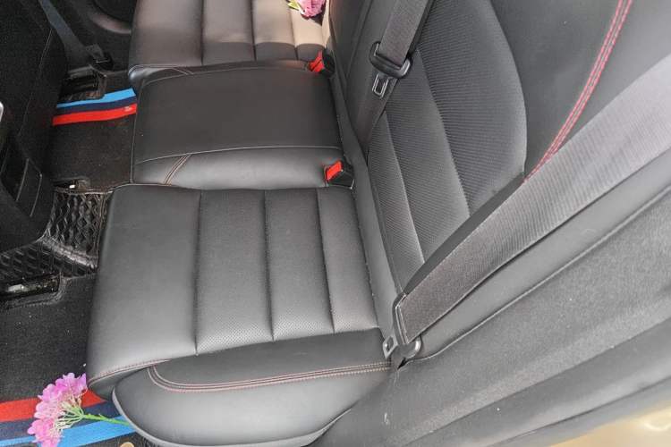 Used Geely Auto Binray 2018 14T CVT Binyi Edition Left Rear Seat