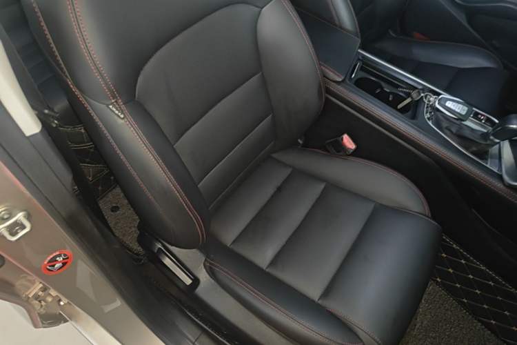Used Geely Auto Binray 2018 14T CVT Binyi Edition Right Front Seat
