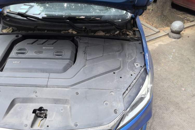 Used Geely Auto Binray 2019 200T DCT Binzhi Edition Engine Bay Left