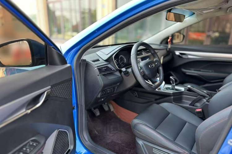 Used Geely Auto Binray 2019 200T Manual Binchi Edition Interior 2