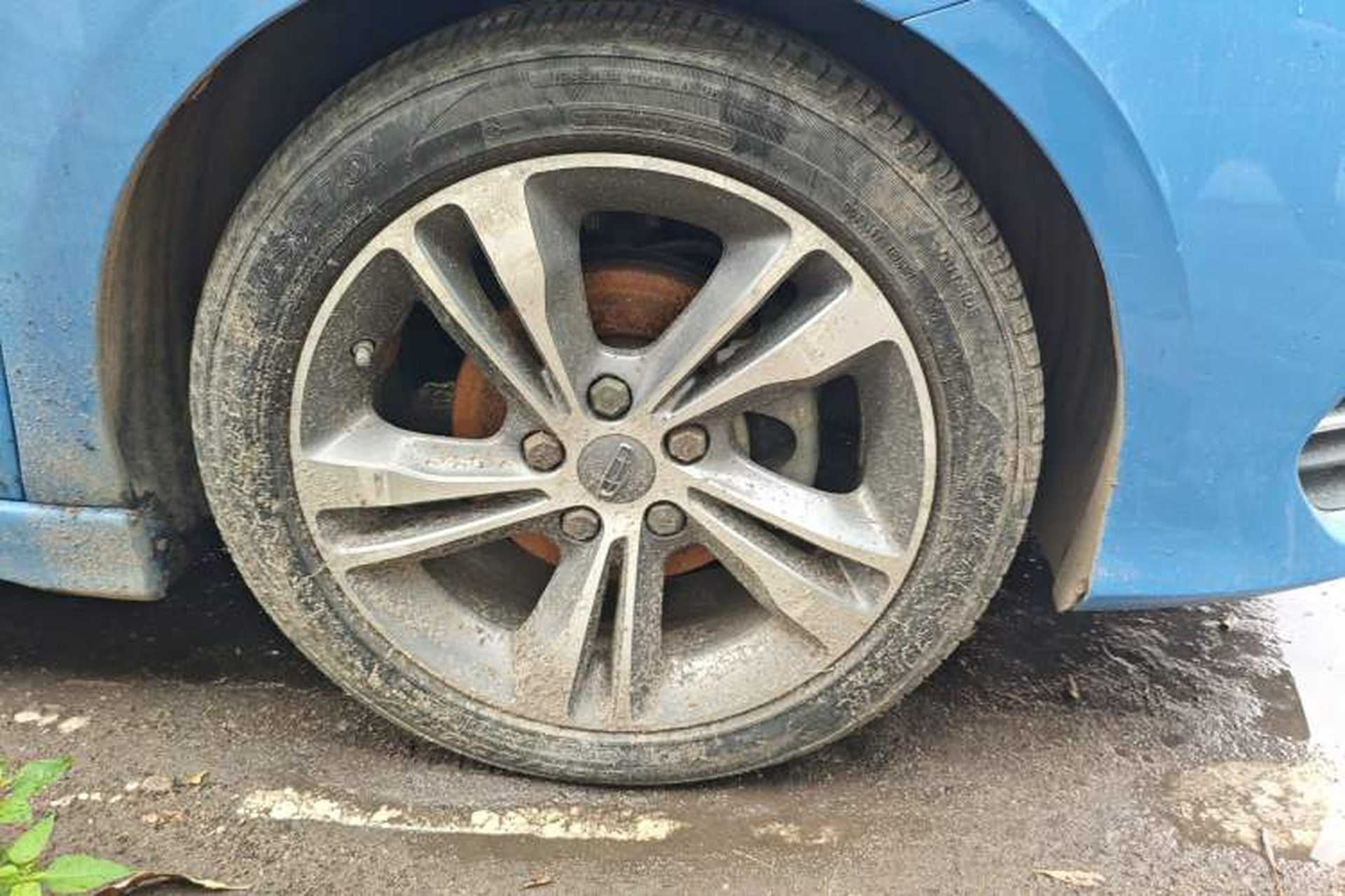 Used Geely Auto Binray 2019 200T DCT Binzhi Edition Right Front Wheel Hub