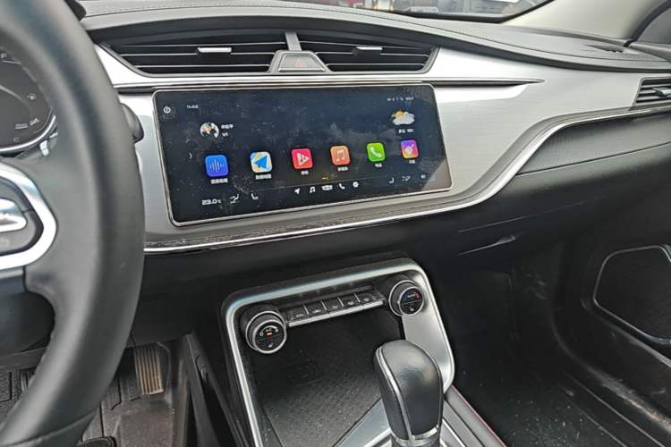 Used Geely Auto Binray 2019 200T DCT Brilliant Edition Audio And AC Panel