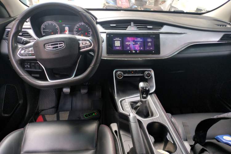 Used Geely Auto Binray 2019 200T Manual Binchi Edition Center Console