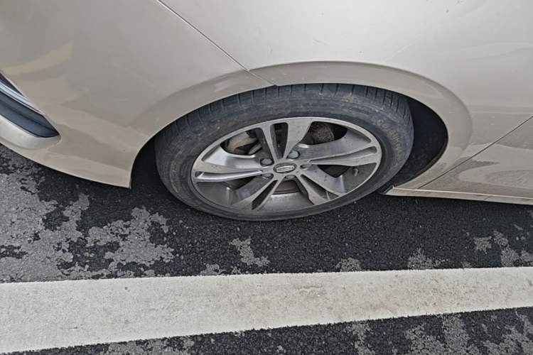 Used Geely Auto Binray 2019 200T DCT Brilliant Edition Exterior 4