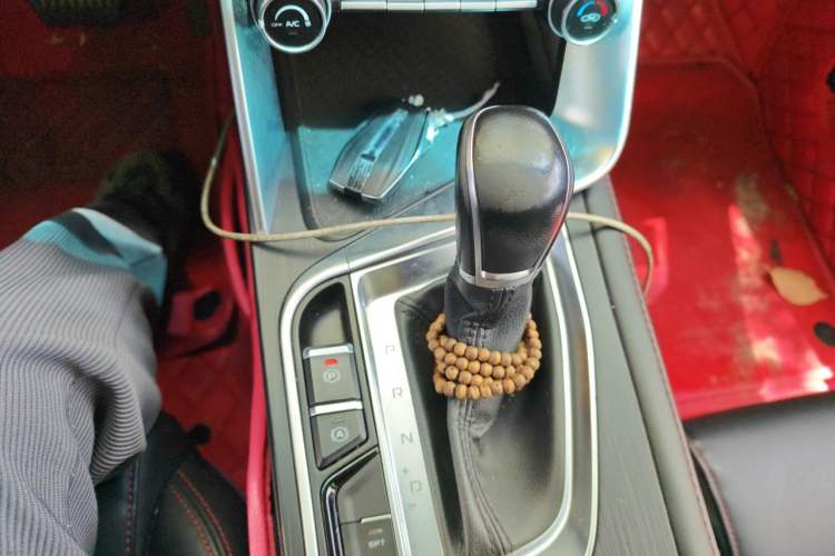 Used Geely Auto Binray 2019 200T DCT Binchi Edition Gear Lever