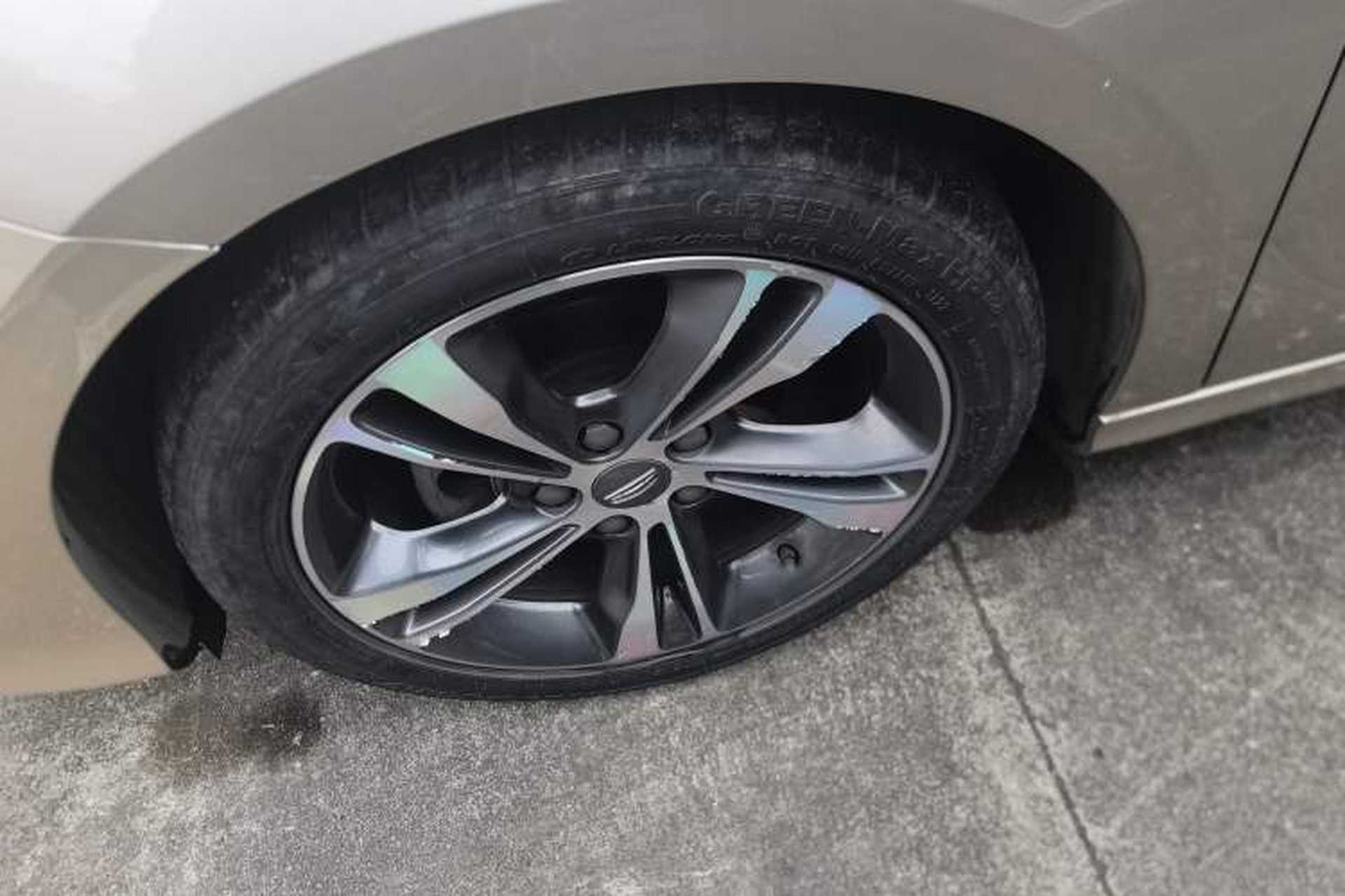 Used Geely Auto Binray 2019 200T DCT Binzhi Edition Left Front Wheel Hub