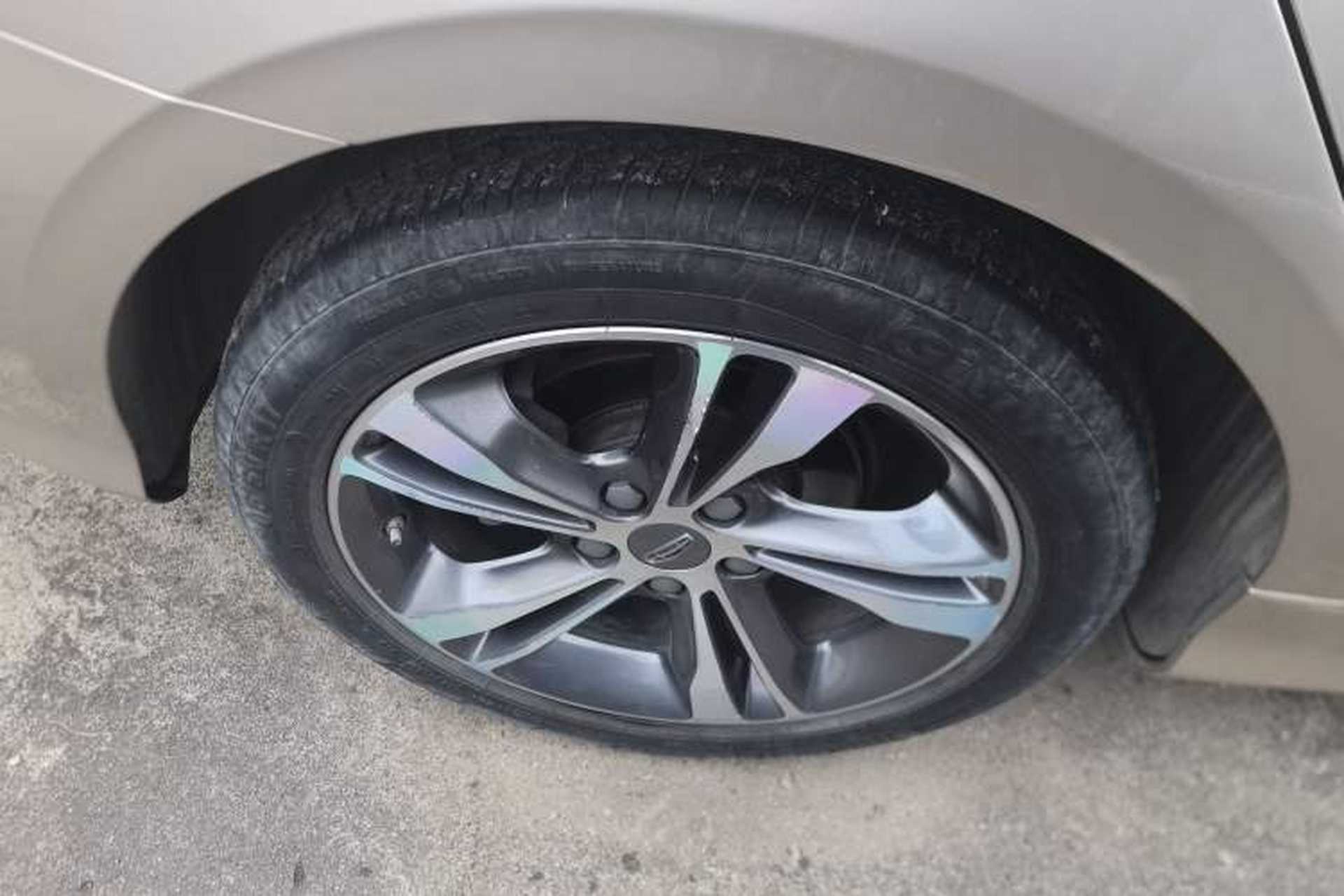 Used Geely Auto Binray 2019 200T DCT Binzhi Edition Right Rear Wheel Hub
