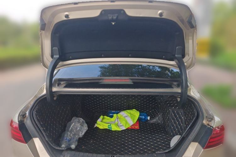Used Geely Auto Binray 2019 200T DCT Binchi Edition Trunk