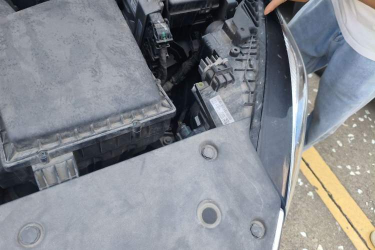 Used Geely Auto Binray 2019 200T DCT Binchi Edition Engine Bay Left