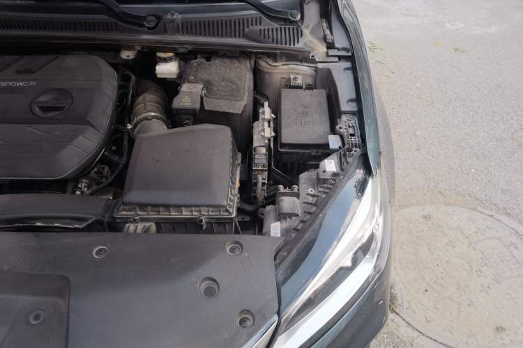 Used Geely Auto Binray 2019 200T DCT Binchi Edition Engine Bay Left