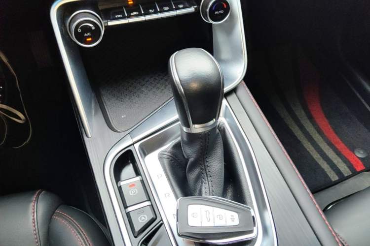 Used Geely Auto Binray 2019 200T DCT Binzhi Edition Gear Lever
