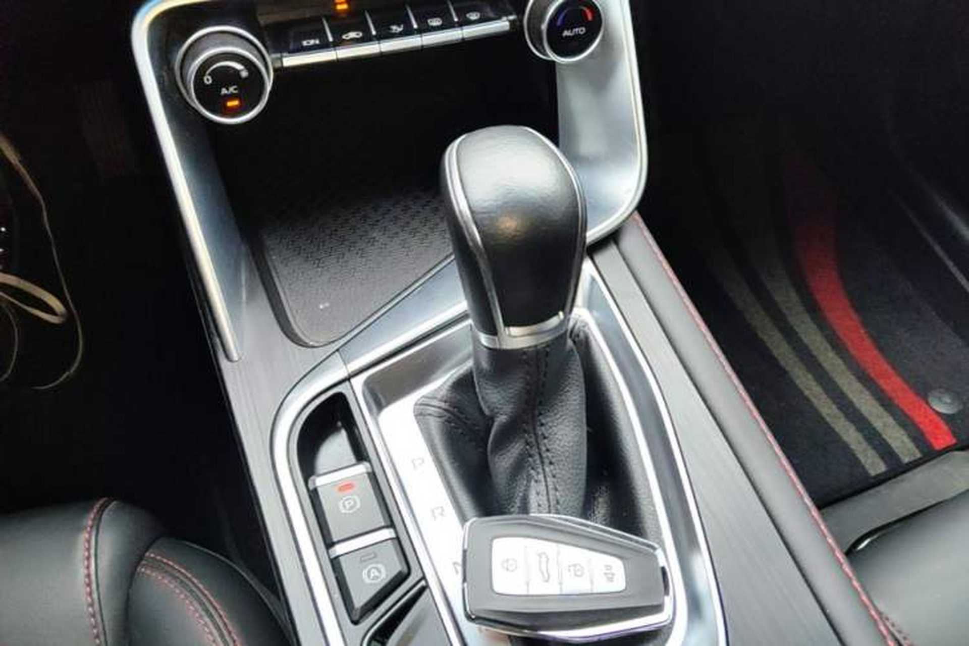 Used Geely Auto Binray 2019 200T DCT Binzhi Edition Gear Lever