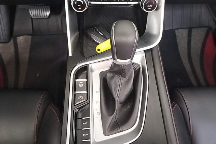 Used Geely Auto Binray 2019 200T DCT Binzhi Edition Gear Lever