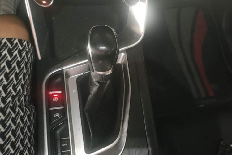 Used Geely Auto Binray 2019 200T DCT Binzhi Edition Gear Lever