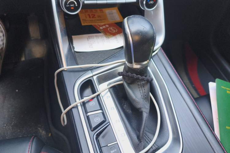 Used Geely Auto Binray 2019 200T DCT Binchi Edition Gear Lever