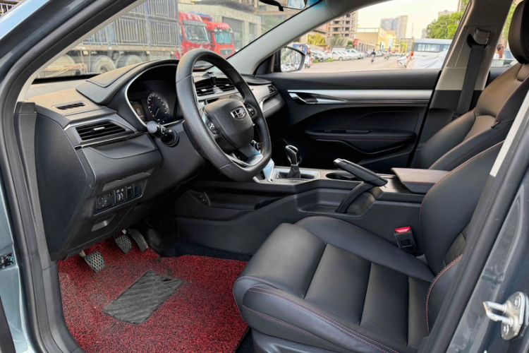 Used Geely Auto Binray 2019 200T Manual Binchi Edition Interior 1