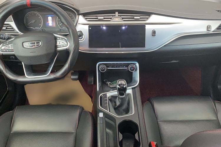 Used Geely Auto Binray 2019 200T Manual Binchi Edition Interior 2
