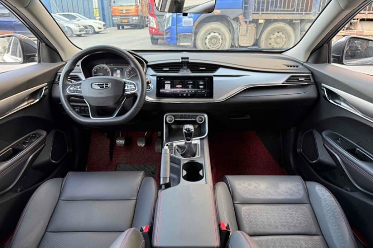 Used Geely Auto Binray 2019 200T Manual Binchi Edition Interior 5