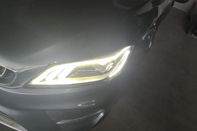 Used Geely Auto Binray 2019 200T DCT Binzhi Edition Left Front Headlight