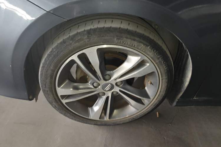 Used Geely Auto Binray 2019 200T DCT Binzhi Edition Left Front Wheel Hub