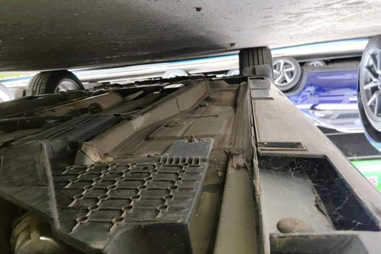 Used Geely Auto Binray 2019 200T DCT Binzhi Edition Left Side Sill