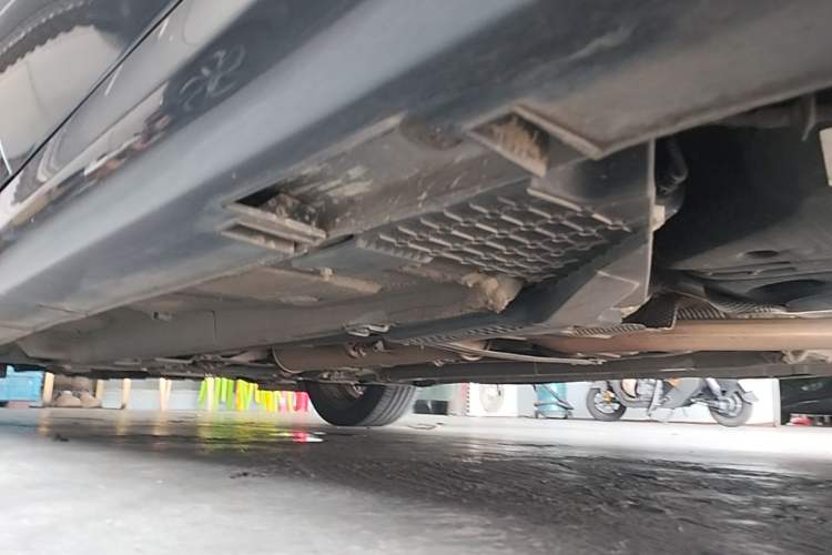 Used Geely Auto Binray 2019 200T DCT Binzhi Edition Left Side Sill