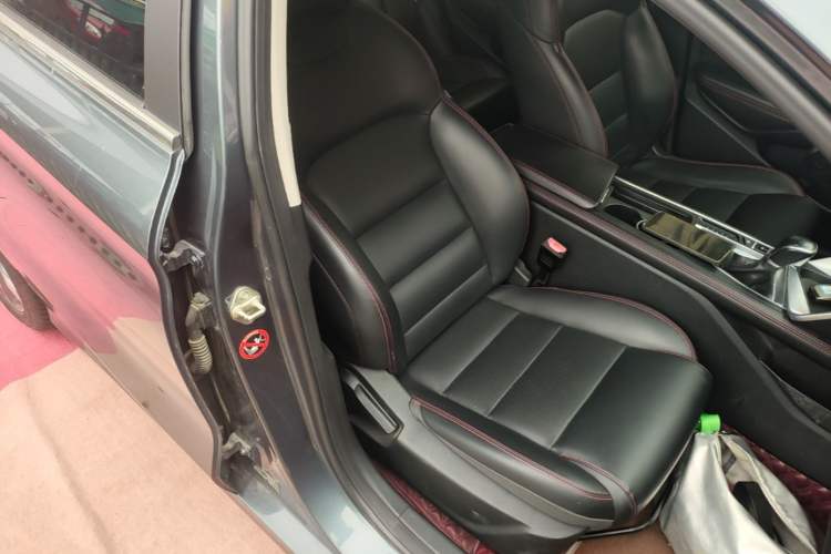 Used Geely Auto Binray 2019 200T DCT Binzhi Edition Right Front Seat