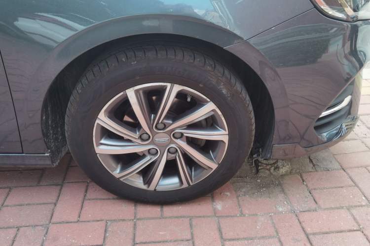 Used Geely Auto Binray 2019 200T DCT Binchi Edition Right Front Wheel Hub