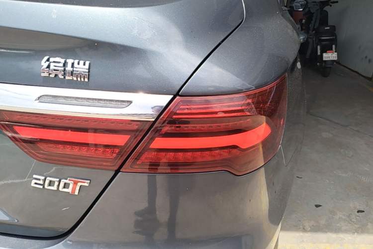 Used Geely Auto Binray 2019 200T DCT Binzhi Edition Right Rear Taillight
