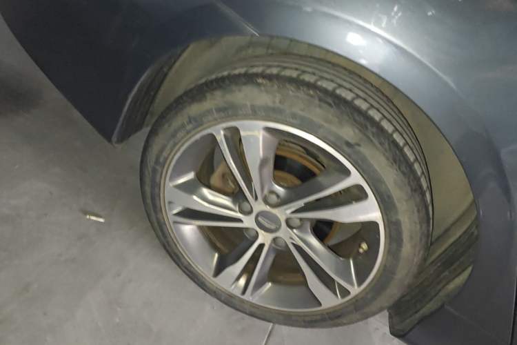 Used Geely Auto Binray 2019 200T DCT Binzhi Edition Right Rear Wheel Hub