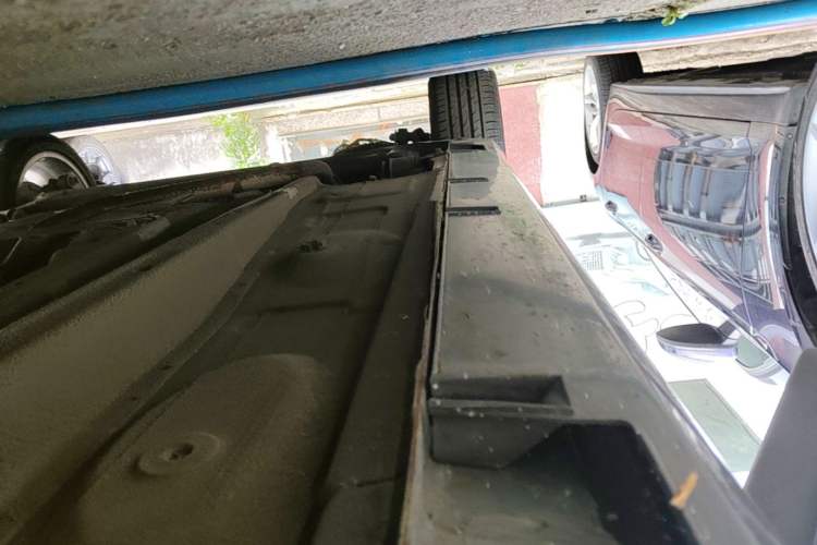 Used Geely Auto Binray 2019 200T DCT Binzhi Edition Right Side Sill