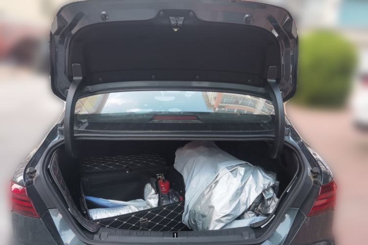 Used Geely Auto Binray 2019 200T DCT Binchi Edition Trunk