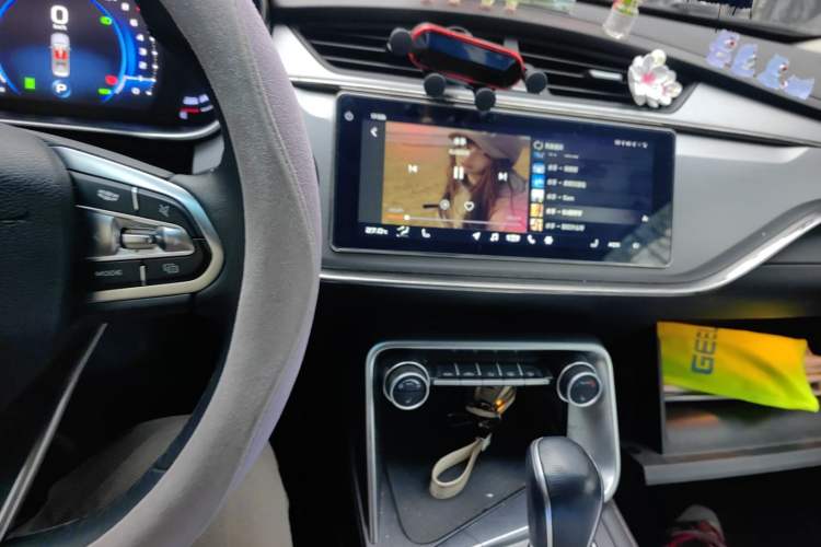 Used Geely Auto Binray 2019 200T DCT Brilliant Edition Audio And AC Panel
