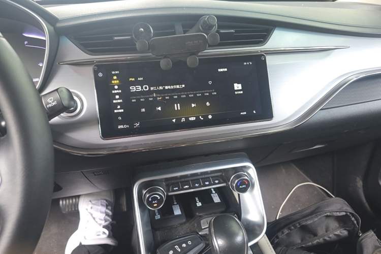 Used Geely Auto Binray 2019 200T DCT Binzhi Edition Audio And AC Panel