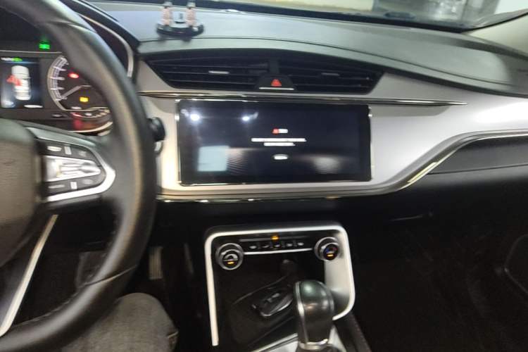 Used Geely Auto Binray 2019 200T DCT Asian Games Edition Audio And AC Panel