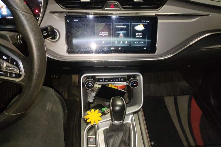 Used Geely Auto Binray 2019 200T DCT Binchi Edition Audio And AC Panel