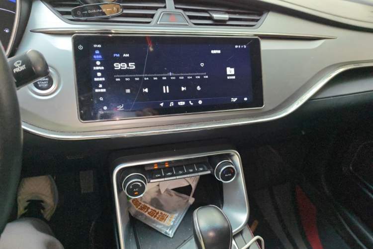 Used Geely Auto Binray 2019 200T DCT Binzhi Edition Audio And AC Panel