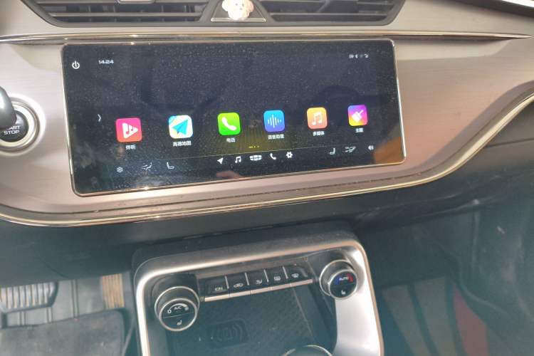 Used Geely Auto Binray 2019 200T DCT Brilliant Edition Audio And AC Panel