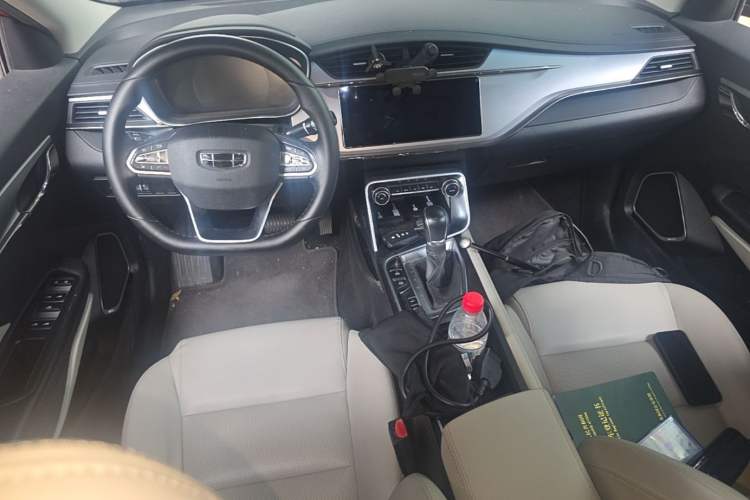 Used Geely Auto Binray 2019 200T DCT Binzhi Edition Center Console