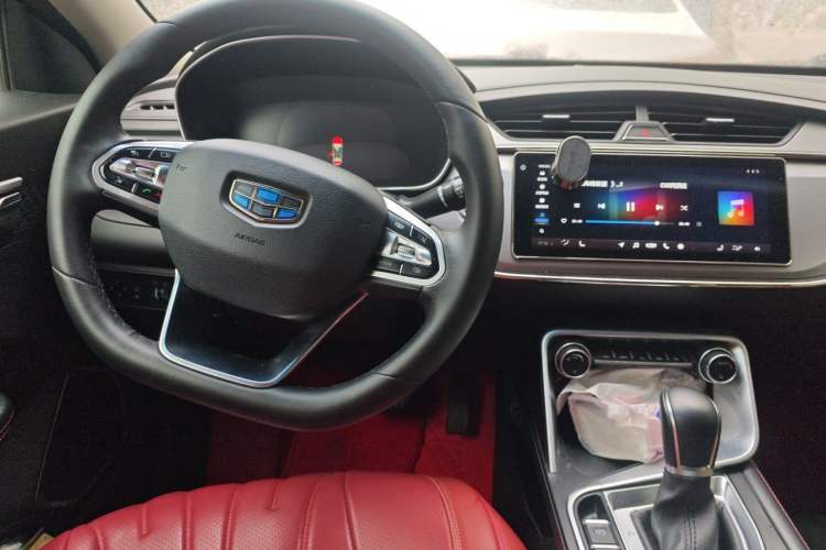 Used Geely Auto Binray 2019 200T DCT Brilliant Edition Center Console