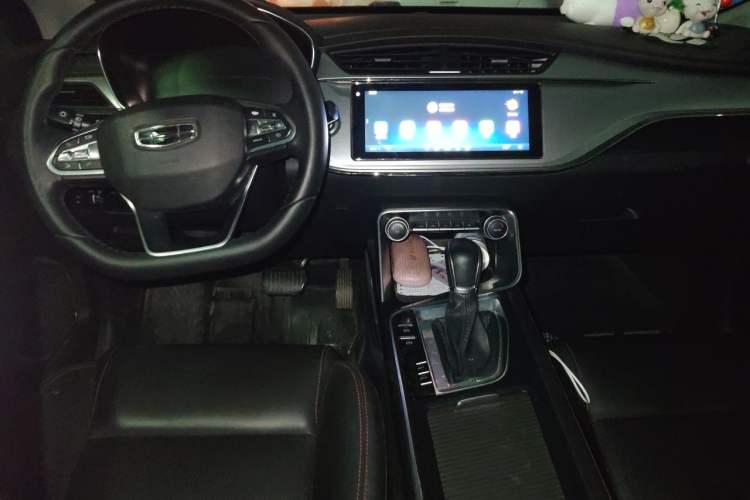 Used Geely Auto Binray 2019 200T DCT Binzhi Edition Center Console