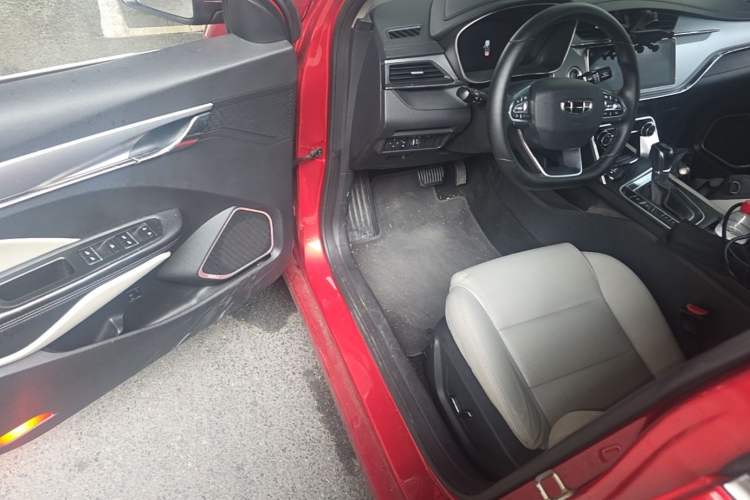 Used Geely Auto Binray 2019 200T DCT Binzhi Edition Driver Seat