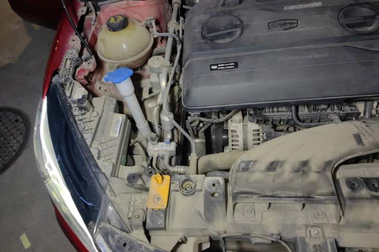 Used Geely Auto Binray 2019 200T DCT Brilliant Edition Engine Bay Right