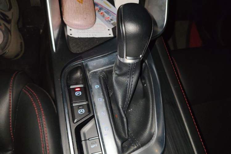 Used Geely Auto Binray 2019 200T DCT Binzhi Edition Gear Lever