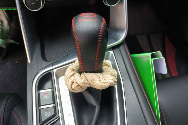 Used Geely Auto Binray 2019 200T DCT Binzhi Edition Gear Lever