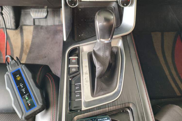 Used Geely Auto Binray 2019 200T DCT Brilliant Edition Gear Lever