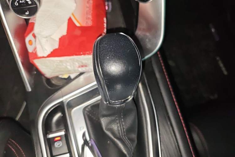 Used Geely Auto Binray 2019 200T DCT Brilliant Edition Gear Lever
