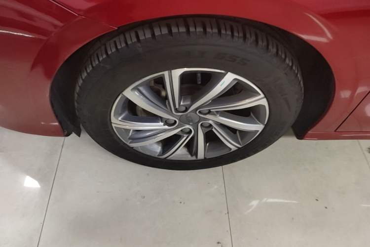 Used Geely Auto Binray 2019 200T DCT Asian Games Edition Left Front Wheel Hub