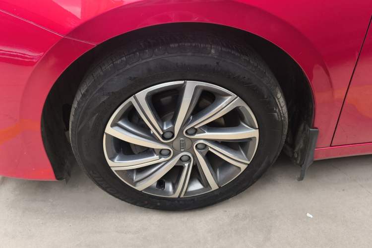 Used Geely Auto Binray 2019 200T Manual Binchi Edition Left Front Wheel Hub